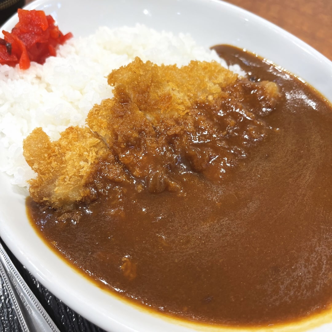 吉備SAで食べた「晴ればれ食堂」さんのカツカレー